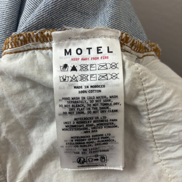 EUC - Motel -  Low Rise Skater Shorts in 80's - Picture 5 of 6